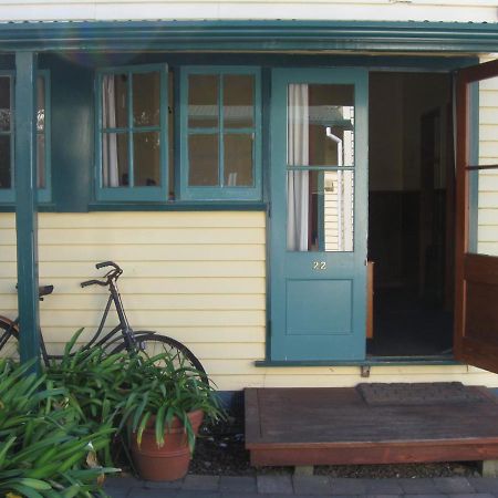 The Old Countryhouse Christchurch Exterior photo