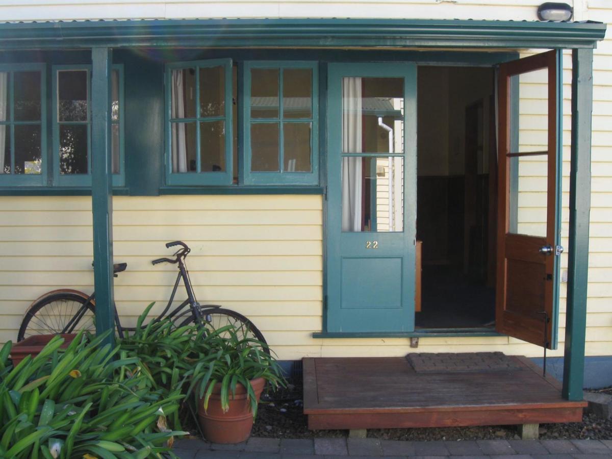 The Old Countryhouse Christchurch Exterior photo
